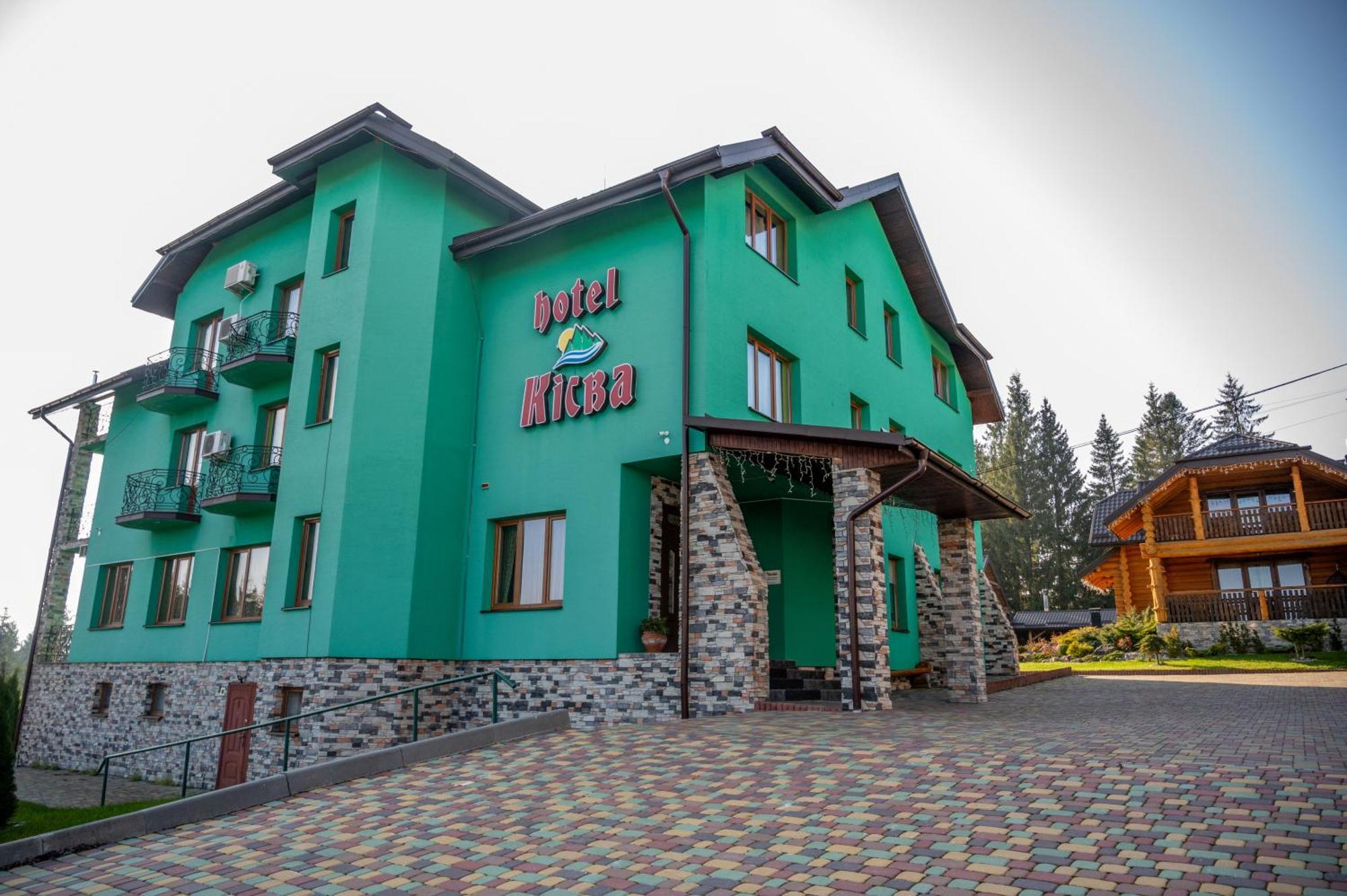 Kisva Hotel Yablunytsia Buitenkant foto